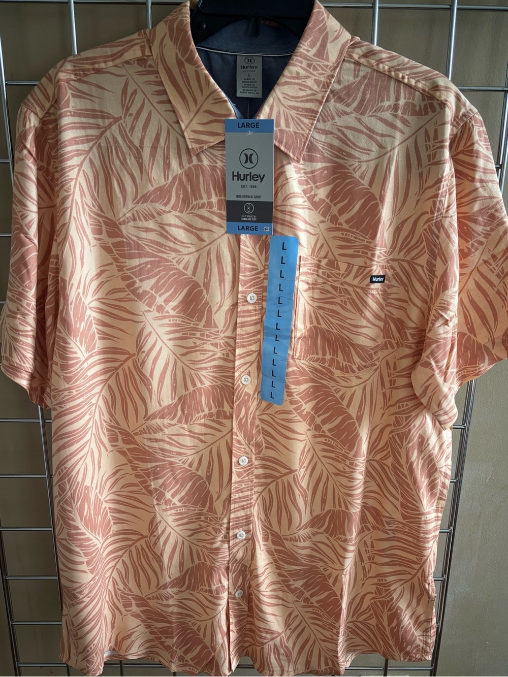 NWT Hurley Tropical Palm Leaf Shirt Sz L  Short Sleeve Button-Up Coral